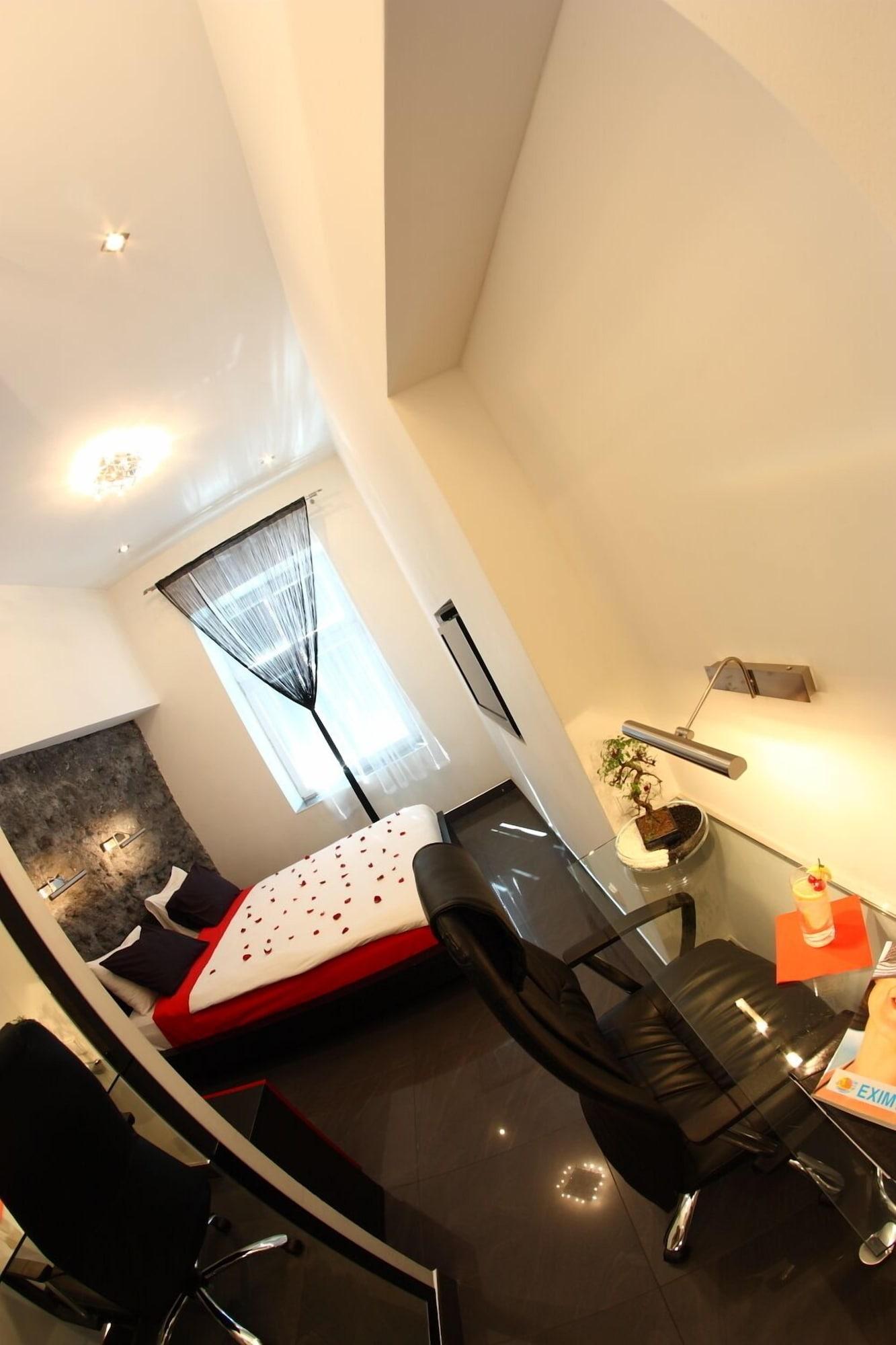 Komorowski Luxury Guest Rooms Krakow Luaran gambar