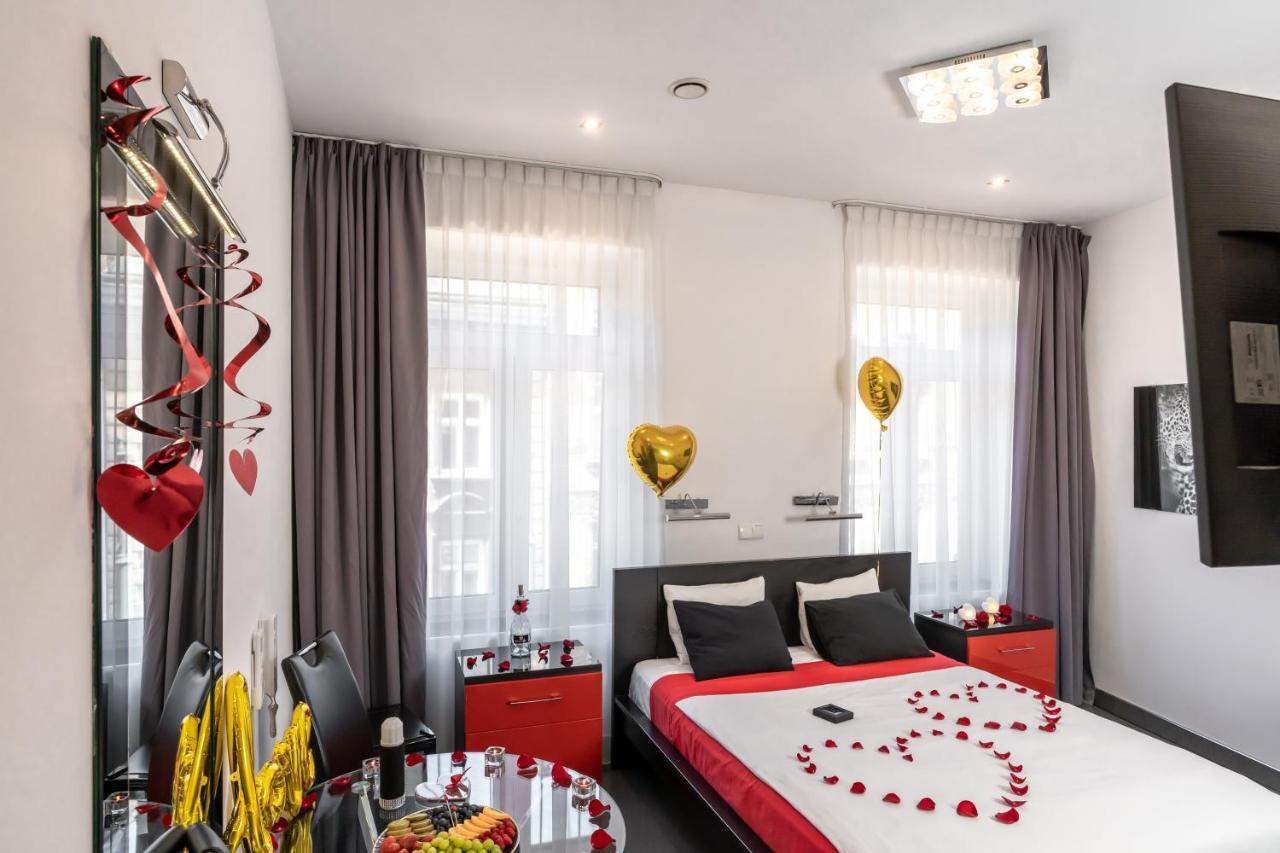 Komorowski Luxury Guest Rooms Krakow Luaran gambar
