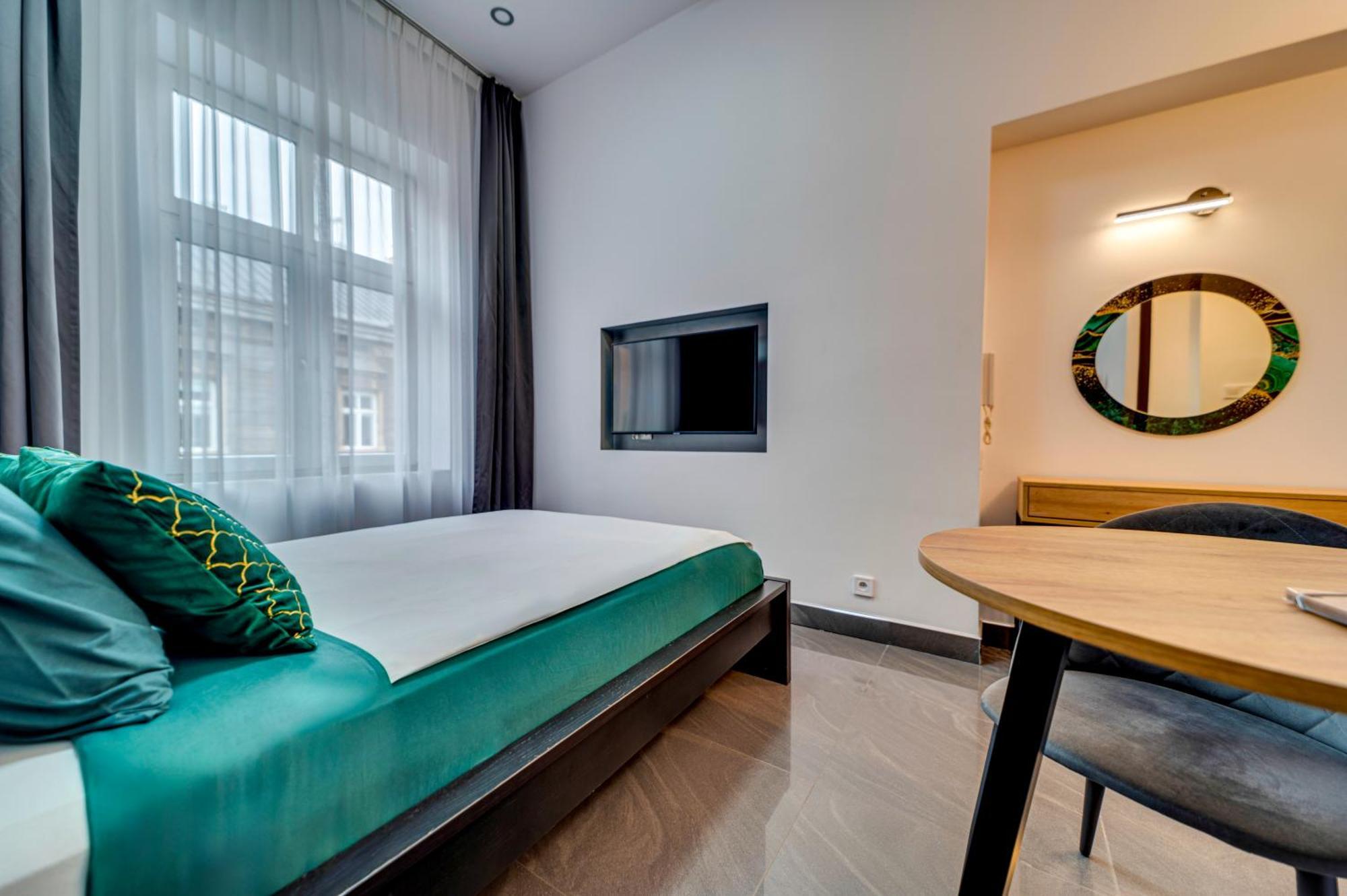 Komorowski Luxury Guest Rooms Krakow Luaran gambar